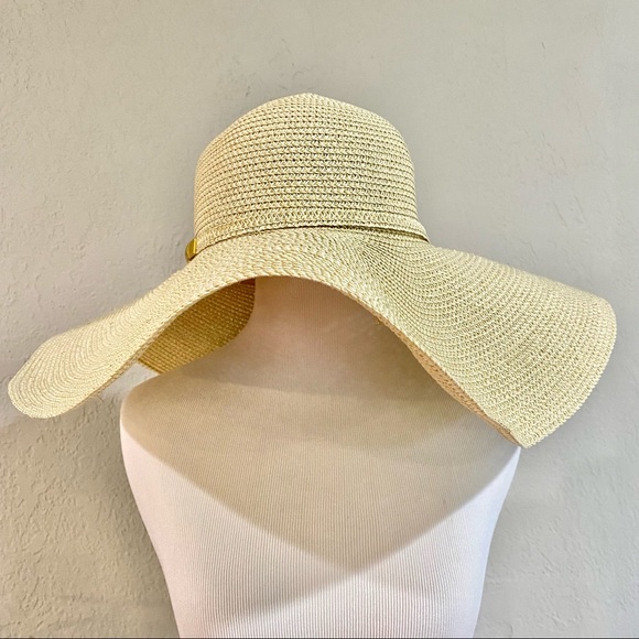 NWOT Apt. 9 Floppy Gold Woven Straw Sun Hat - Picture 2 of 9